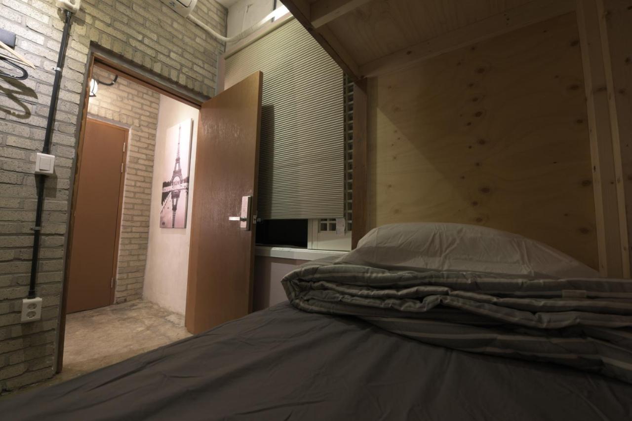 Inno Guesthouse & Bar Hongdae Seoul Exterior photo